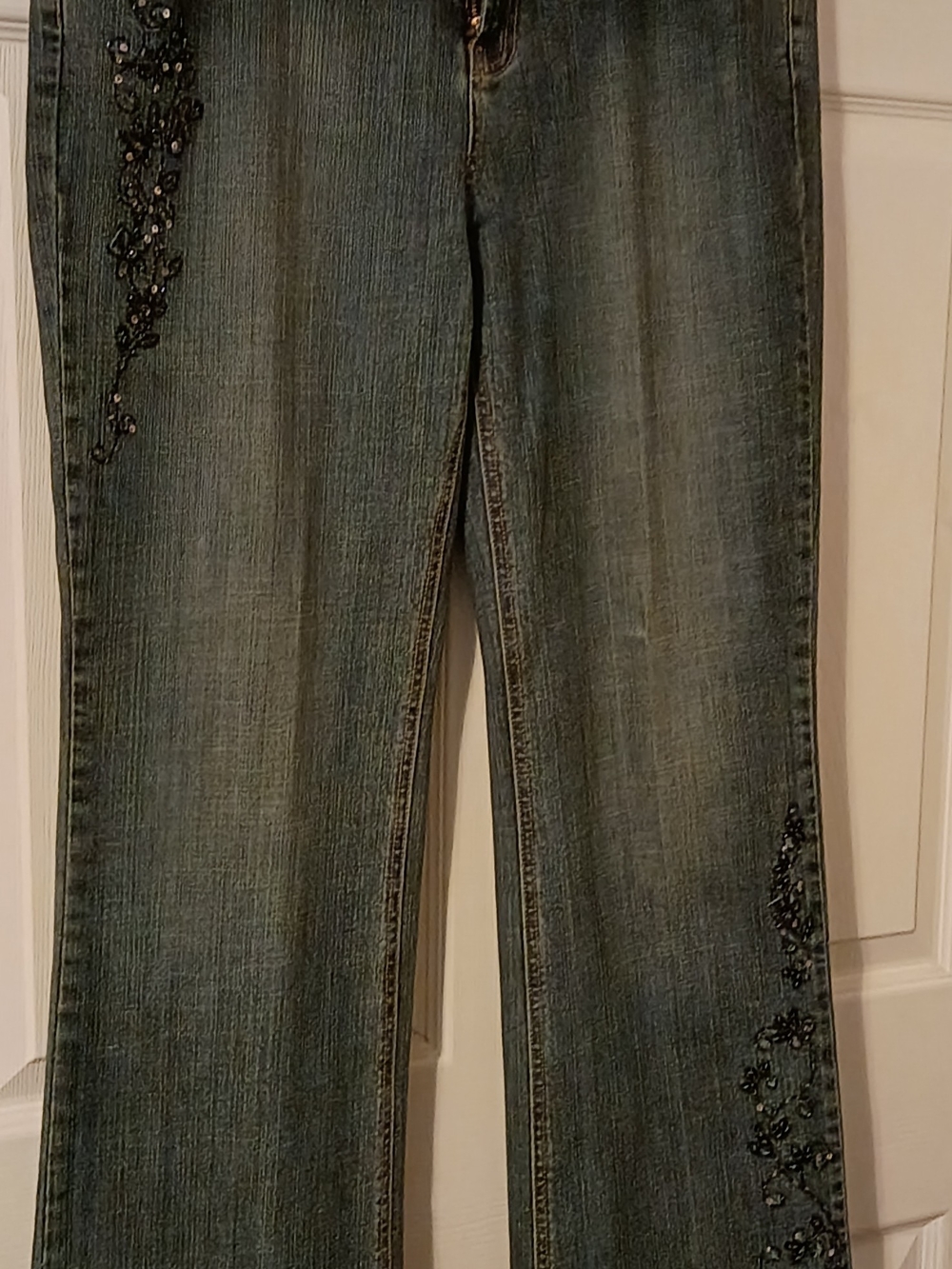 Embroidered Boot Cut Jeans in Dark Blue